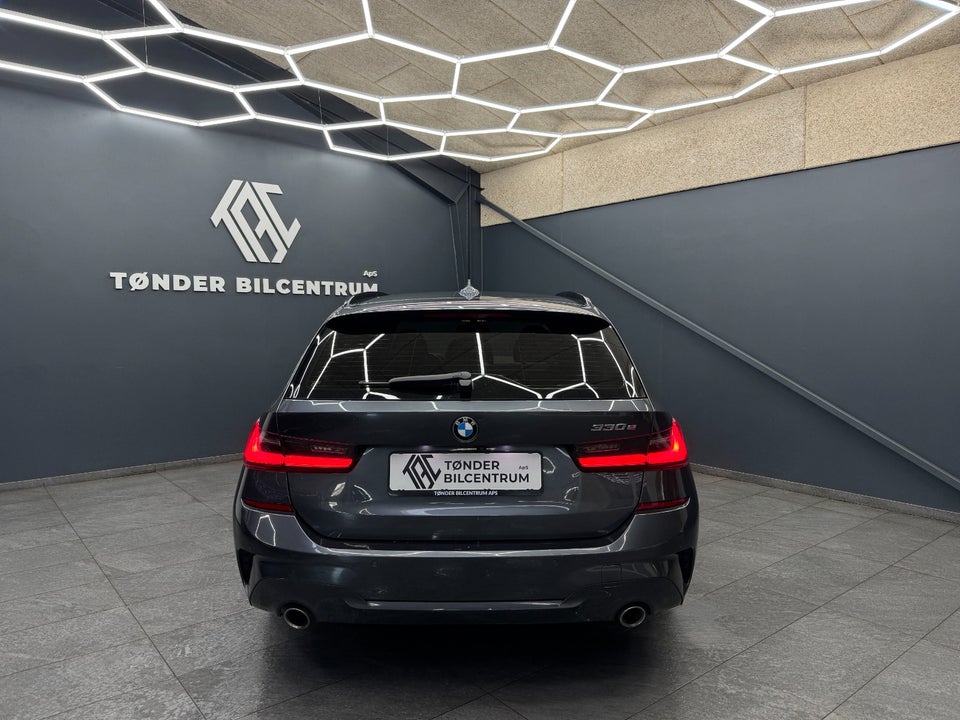 BMW 330e 2,0 Touring M-Sport aut. 5d