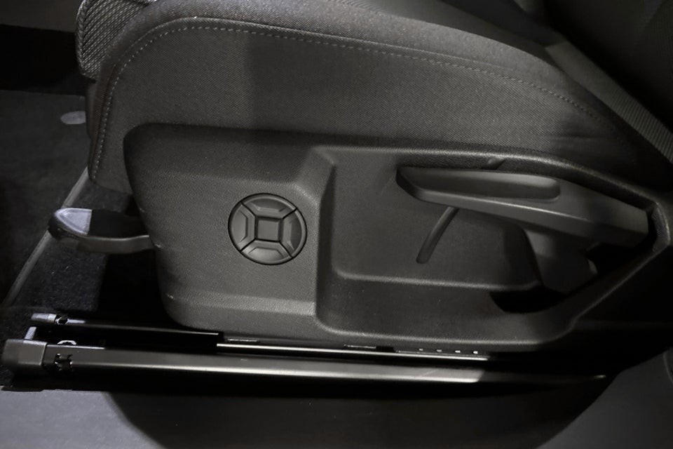 Audi Q4 e-tron 45 Progress 5d