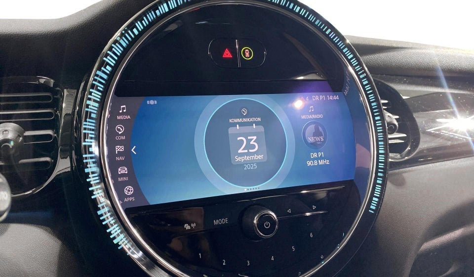 MINI Cooper SE Maximise 3d