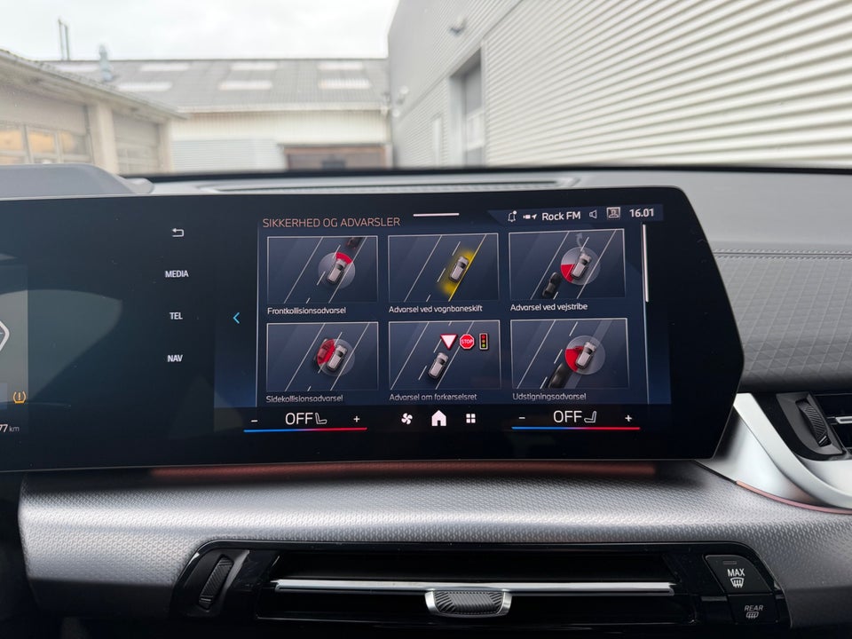 BMW iX2 eDrive20 Fully Charged M-Sport 5d