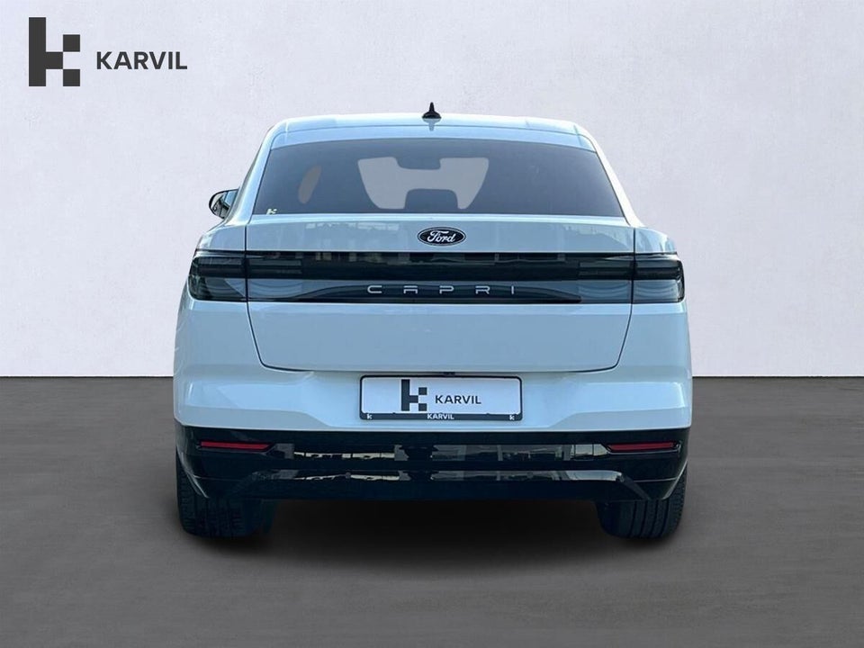 Ford Capri 77 Select Extended Range 5d