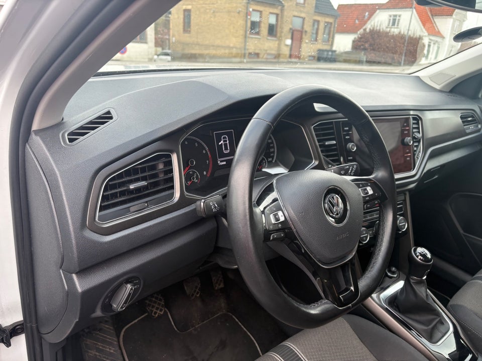 VW T-Roc 1,0 TSi 115 Style 5d
