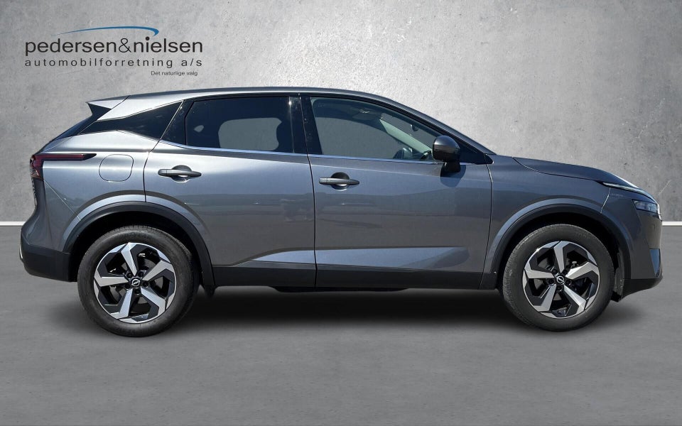 Nissan Qashqai 1,3 mHEV N-Connecta X-tr. 5d