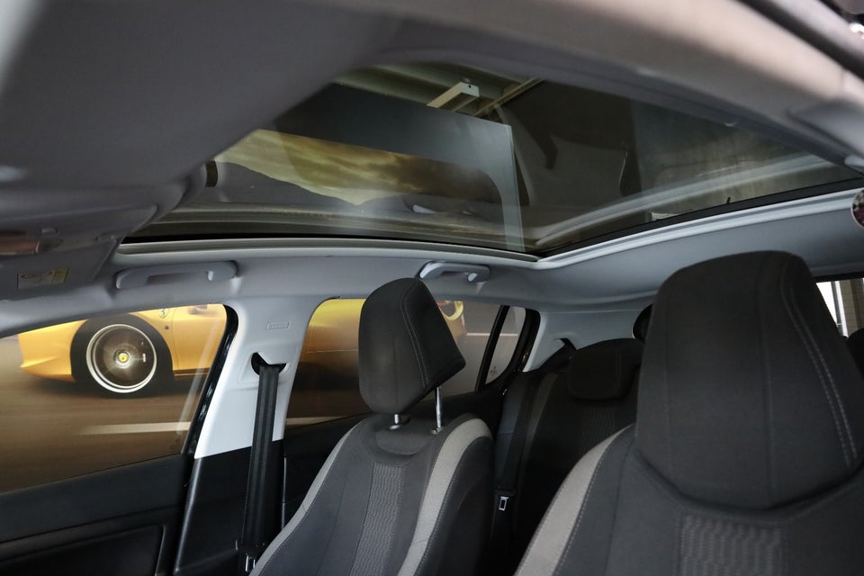 Peugeot 308 1,6 BlueHDi 120 Allure Sky 5d