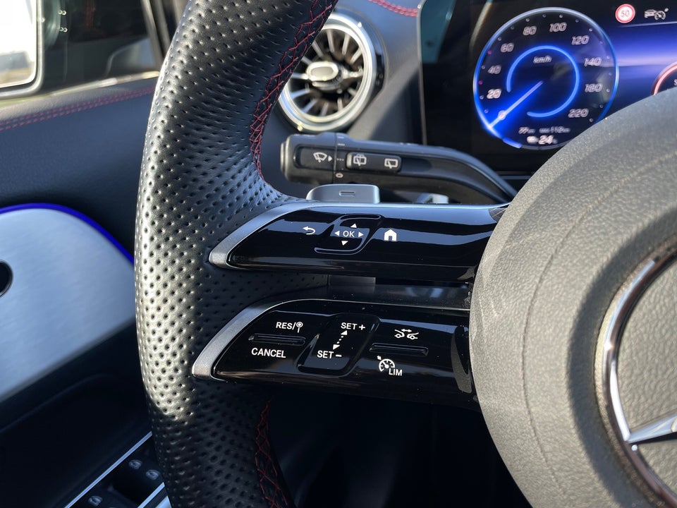 Mercedes EQA350 AMG Line Premium 4Matic 5d