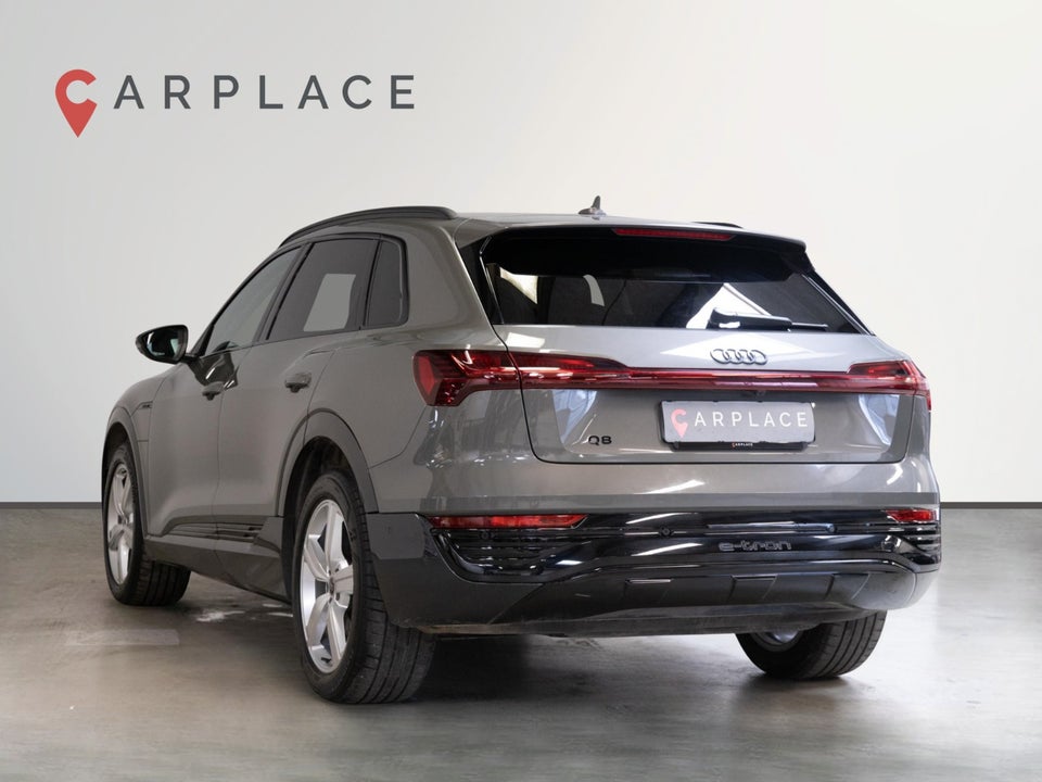 Audi Q8 e-tron 50 quattro 5d