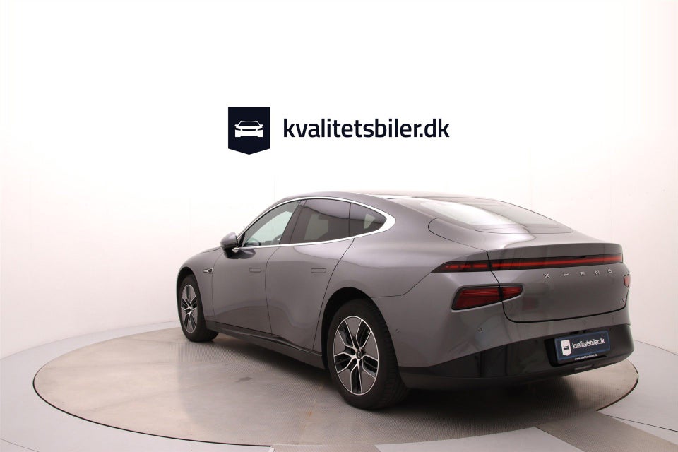 Xpeng P7 Long Range 4d