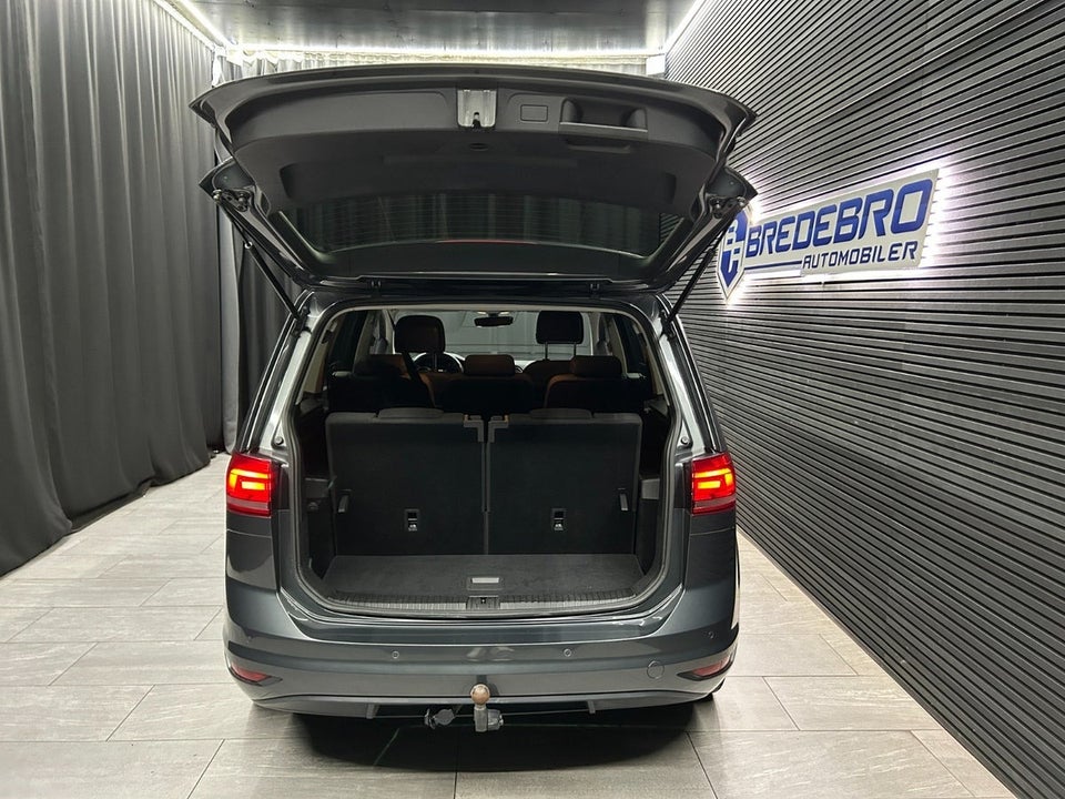 VW Touran 1,6 TDi 115 Comfortline DSG 7prs 5d