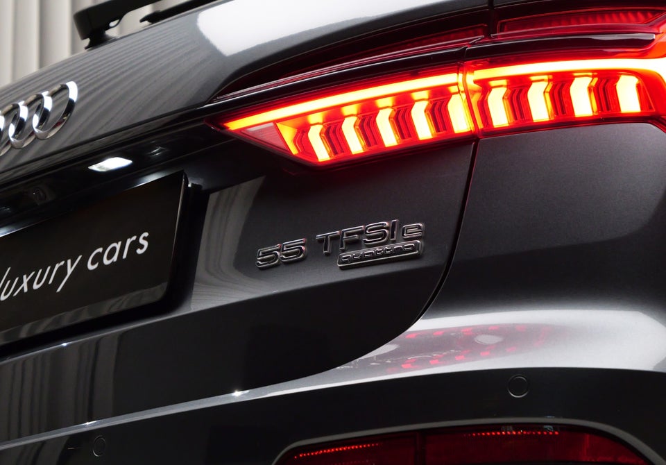 Audi A6 55 TFSi e Sport Avant quattro S-tr. 5d