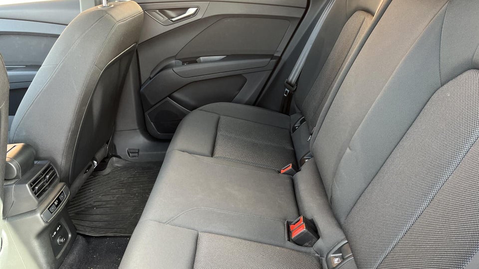 Audi Q4 e-tron 40 Proline 5d