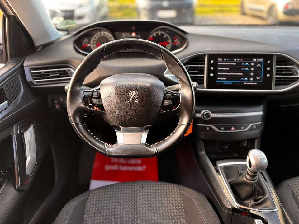 Peugeot 308 1,5 BlueHDi 130 Style 5d