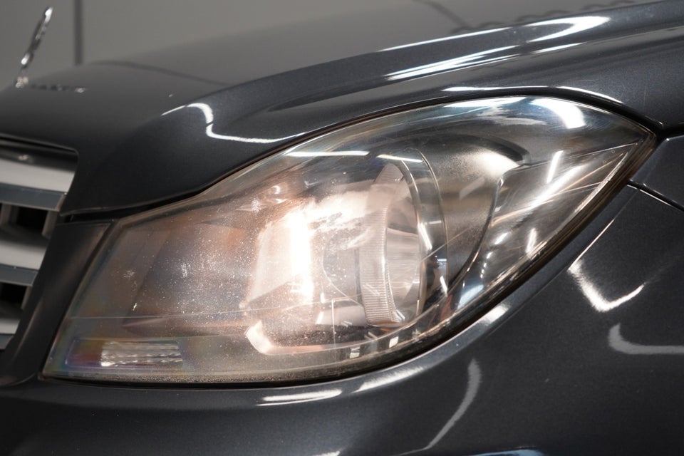 Mercedes C220 2,2 CDi Avantgarde stc. aut. BE 5d