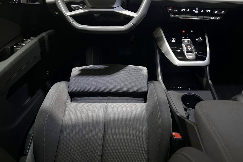 Audi Q4 e-tron 45 Progress 5d