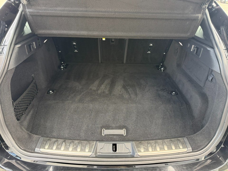 Jaguar F-Pace 2,0 P400e S aut. 5d