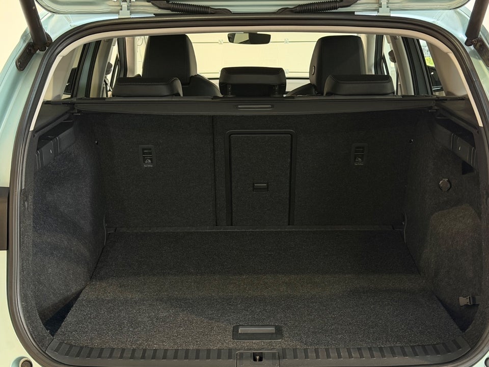 Skoda Enyaq 60 iV Loft 5d