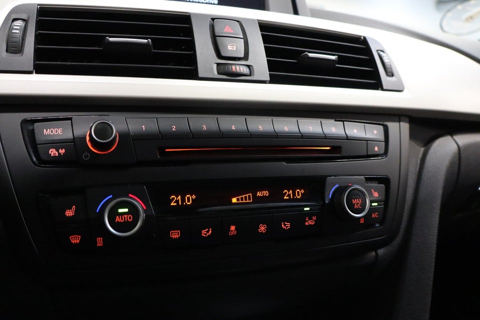 BMW 318d 2,0 Touring 5d
