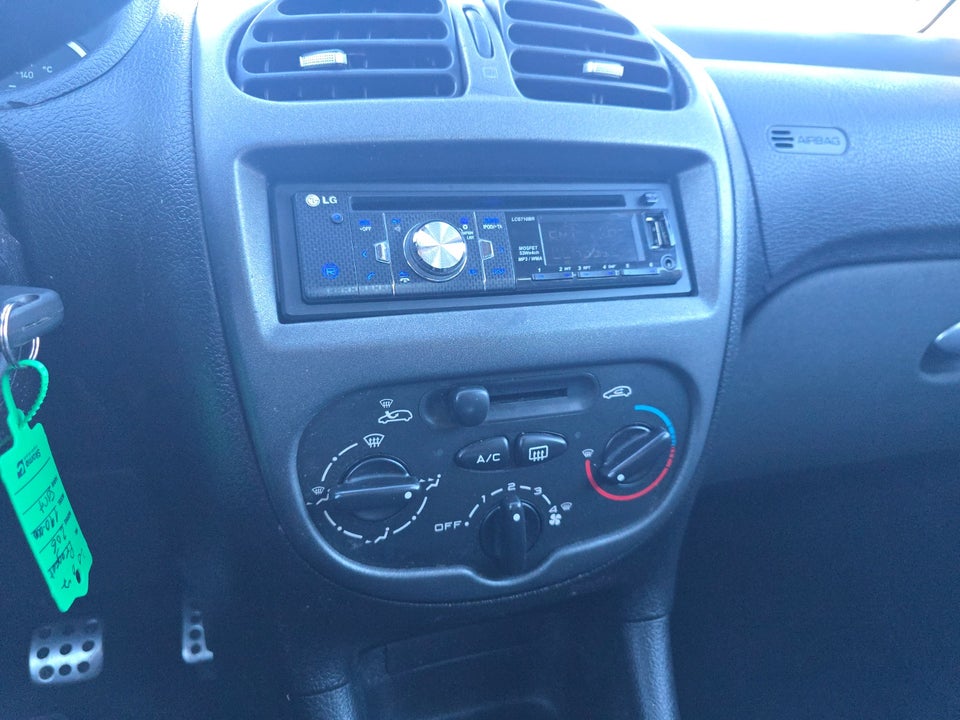 Peugeot 206 1,6 S-line 5d