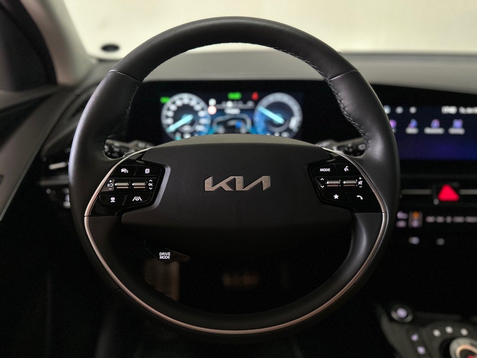 Kia Niro 64 EV Inspiration 5d