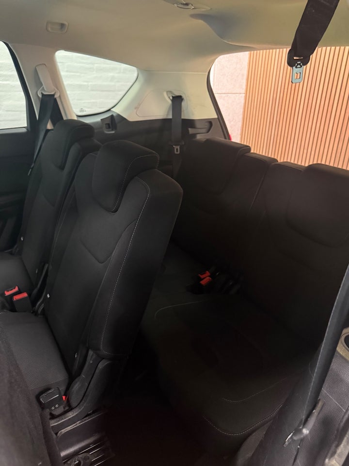 Ford S-MAX 2,0 TDCi 180 Titanium 7prs 5d