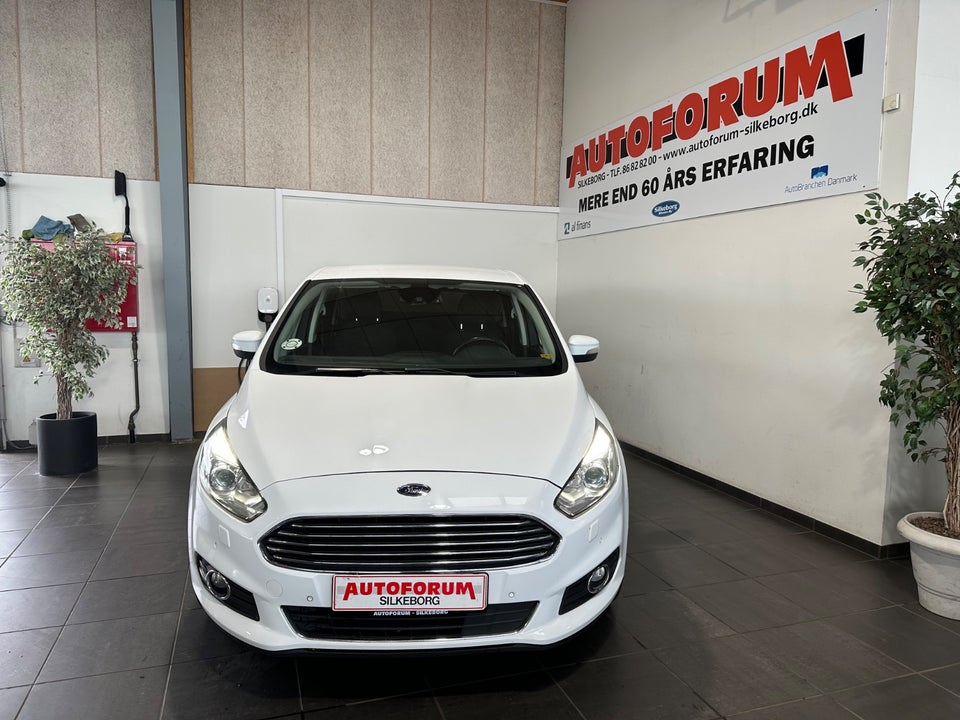 Ford S-MAX 2,0 TDCi 180 Titanium aut. 7prs 5d