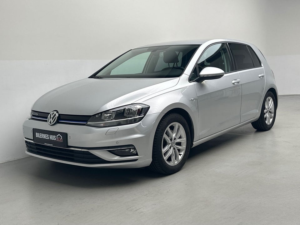 VW Golf VII 1,5 TSi 130 Comfortline DSG 5d