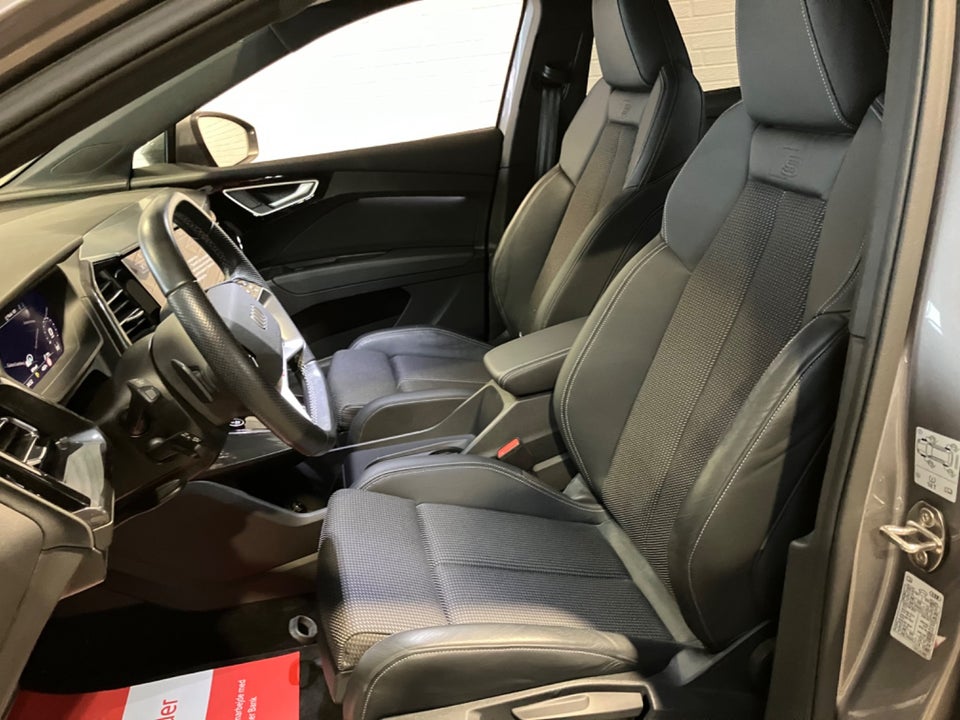 Audi Q4 e-tron 40 S-line 5d