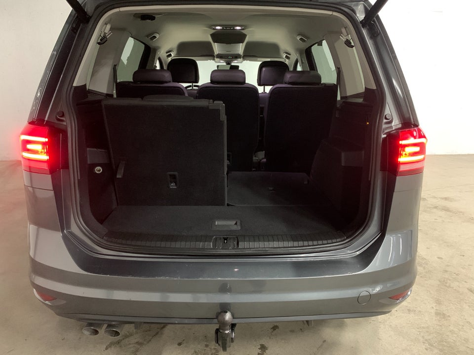 VW Touran 2,0 TDi 150 Highline DSG 7prs 5d