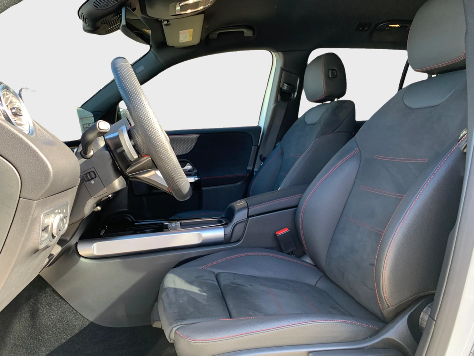 Mercedes EQB250+ AMG Advance 5d