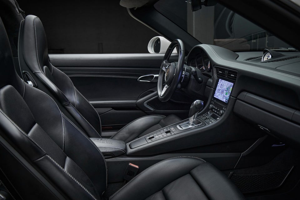 Porsche 911 Targa 4 GTS 3,0 PDK 2d