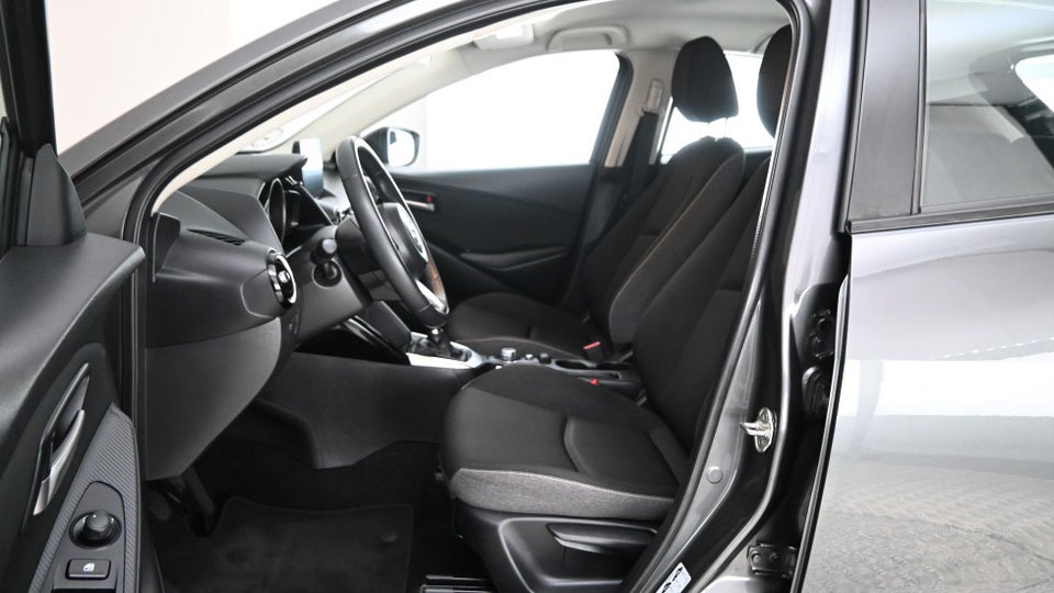 Mazda 2 1,5 e-SkyActive-G Centre-Line 5d