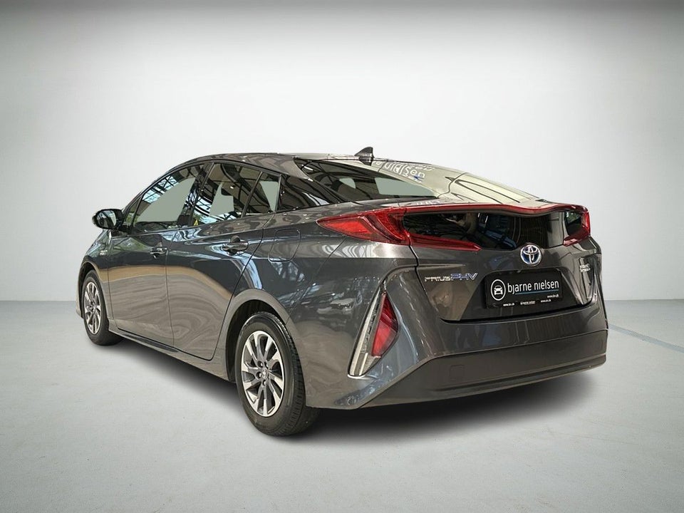 Toyota Prius 1,8 Plug-in Hybrid H3 MDS 5d