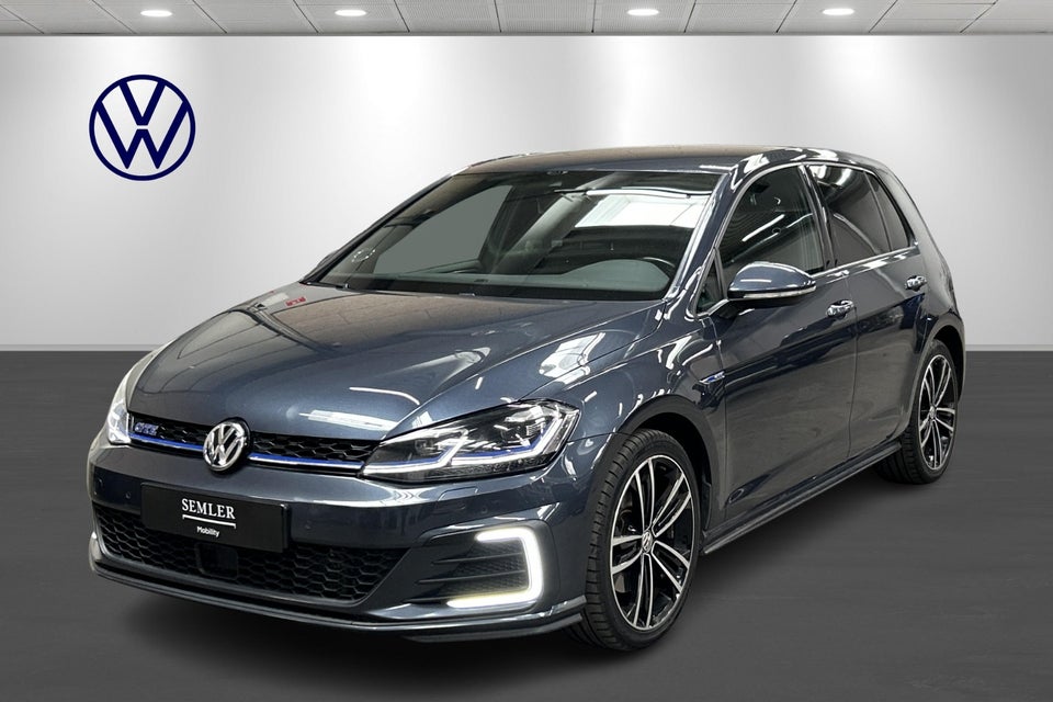 VW Golf VII 1,4 GTE DSG 5d
