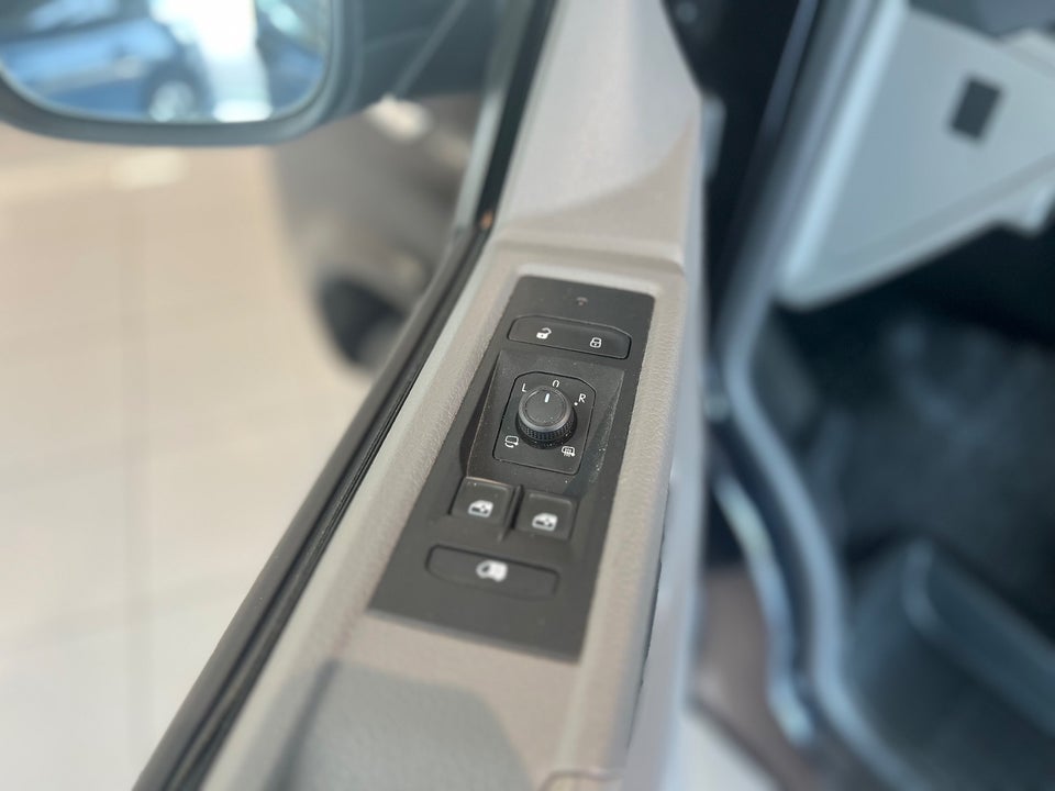 VW Transporter 2,0 TDi 150 Kassevogn DSG lang