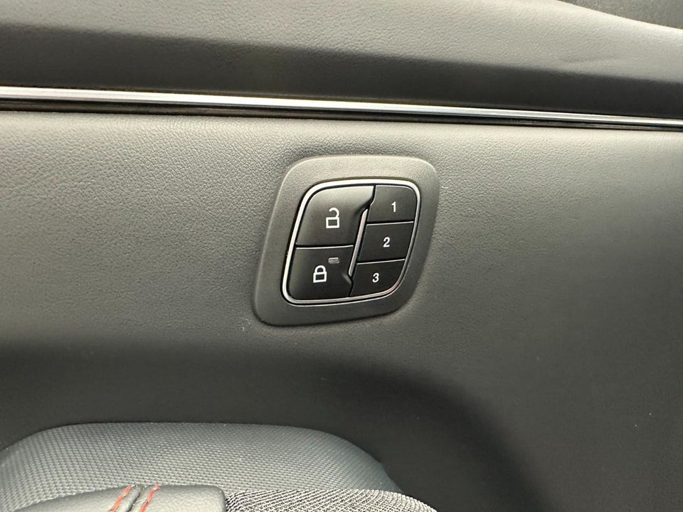 Ford Mustang Mach-E 98 Premium Extended Range 5d