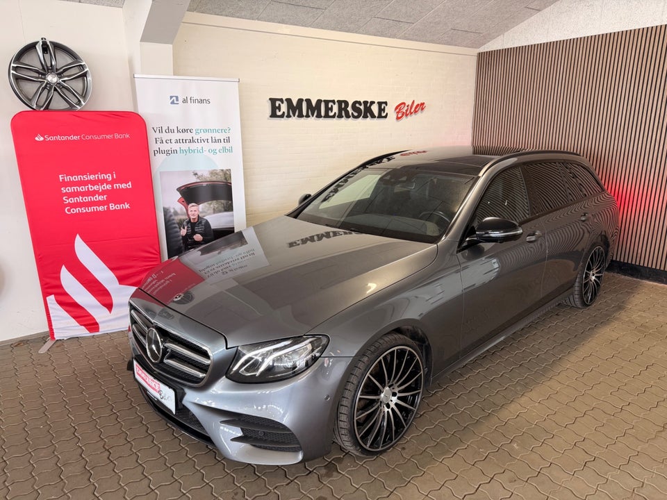 Mercedes E300 de 2,0 AMG Line stc. aut. 5d