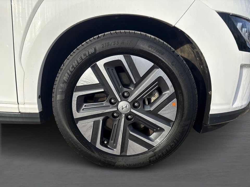 Hyundai Kona 64 EV Ultimate 5d