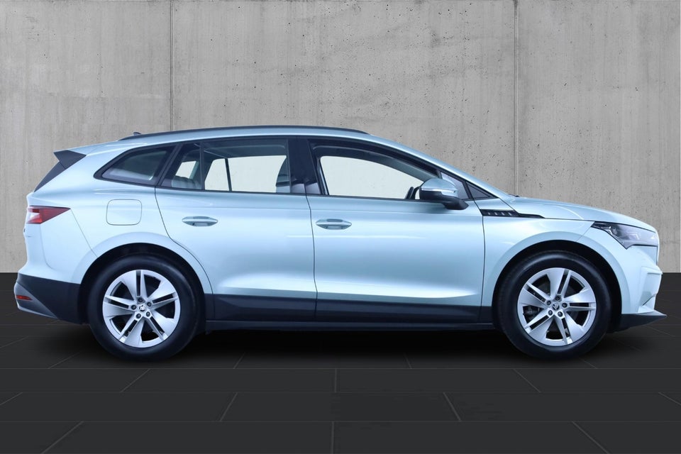 Skoda Enyaq 60 iV Loft 5d