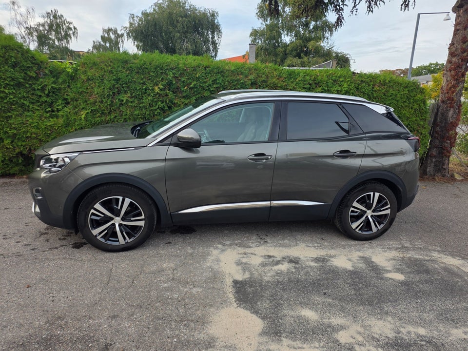 Peugeot 3008 1,2 e-THP 130 Allure EAT6 5d
