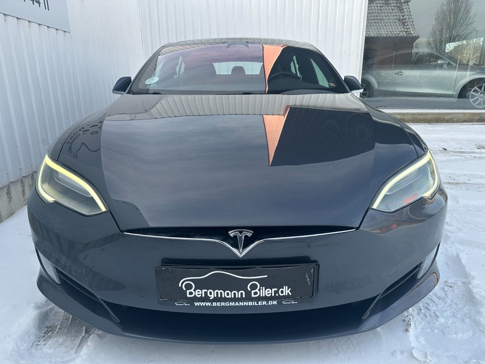 Tesla Model S 90D 5d