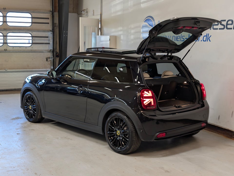 MINI Cooper SE Maximise 3d