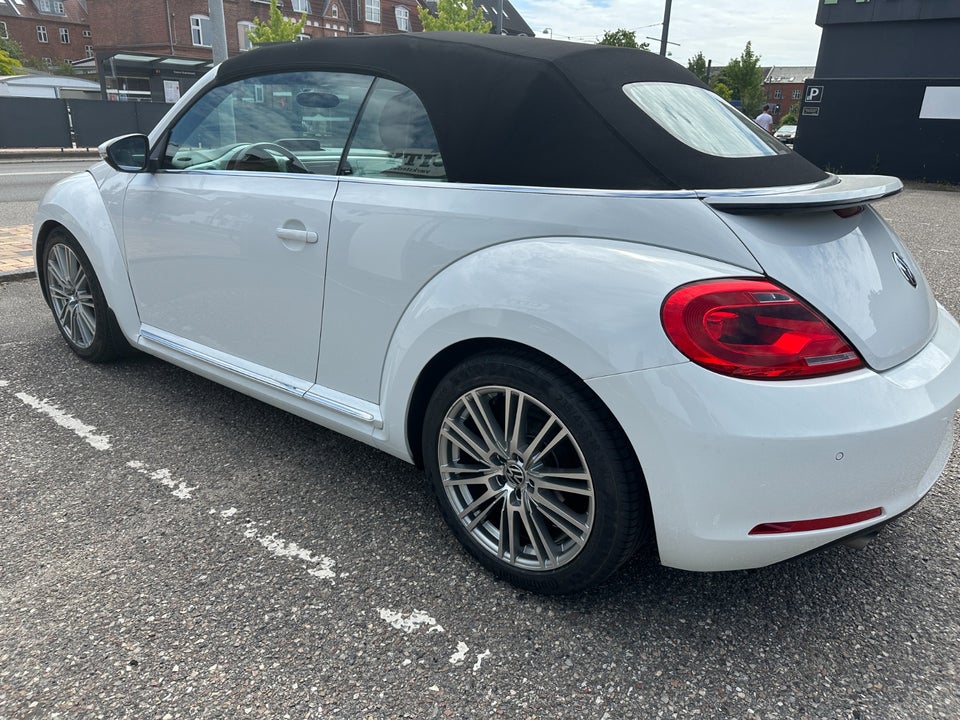 VW The Beetle 1,4 TSi 160 Design Cabriolet DSG 2d