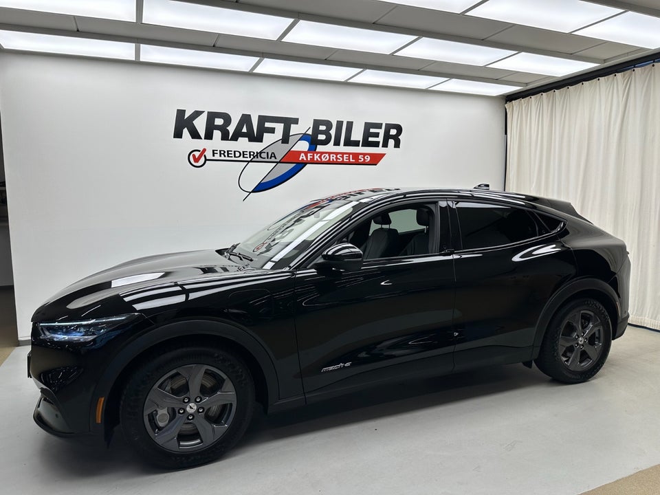 Ford Mustang Mach-E 75 Premium Standard Range 5d