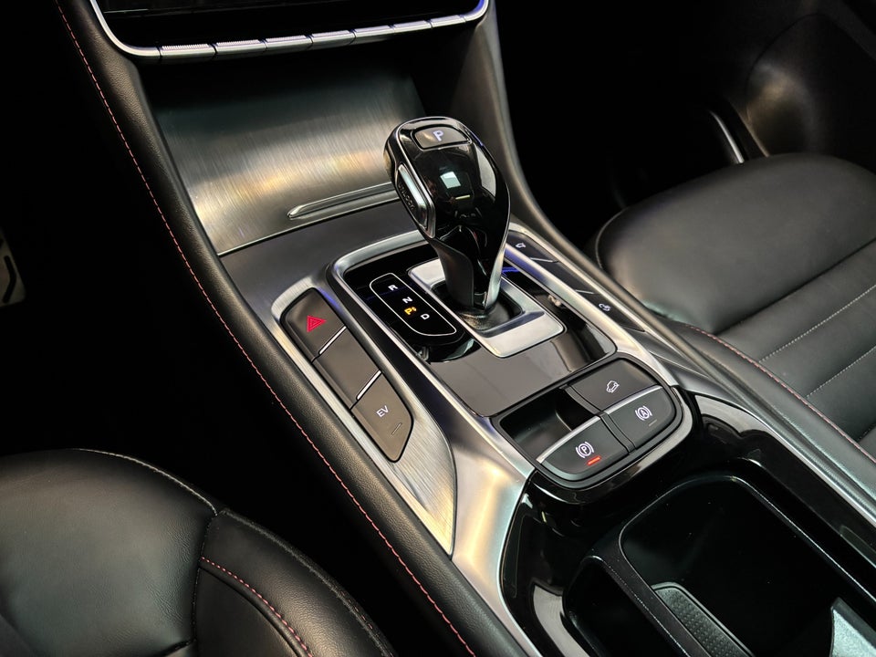 MG EHS 1,5 PHEV Luxury 5d