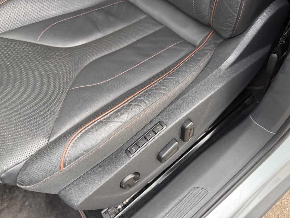 Skoda Enyaq 80 iV Suite 5d