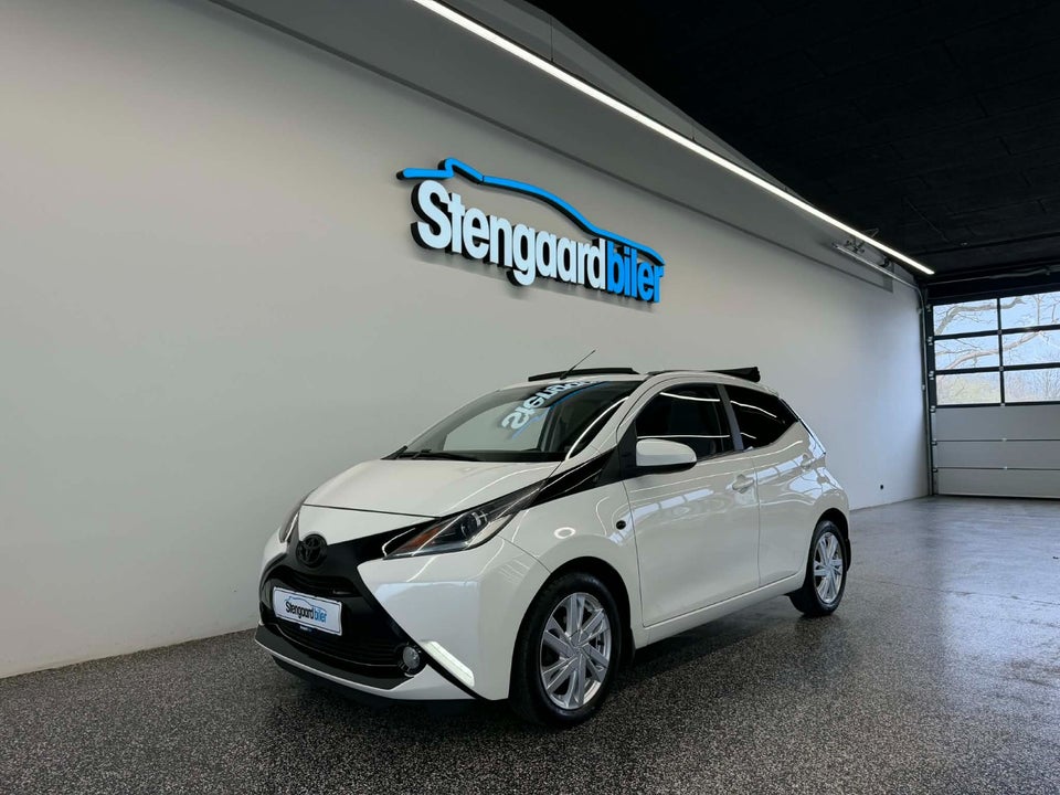 Toyota Aygo 1,0 VVT-i x-sky 5d