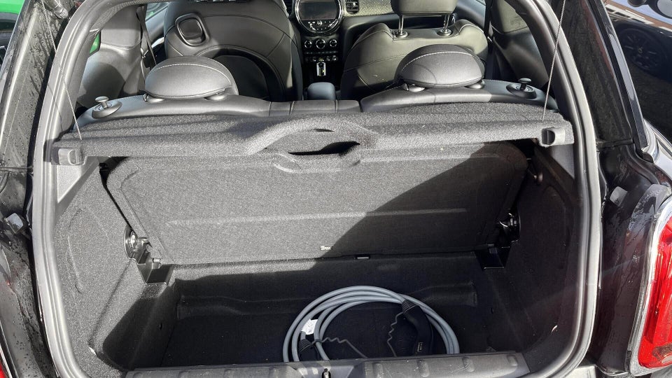 MINI Cooper SE Classic Trim 3d