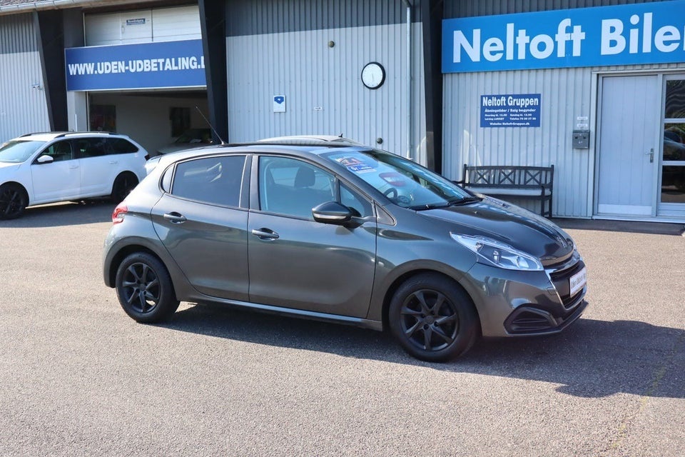 Peugeot 208 1,6 BlueHDi 100 Allure Sky 5d