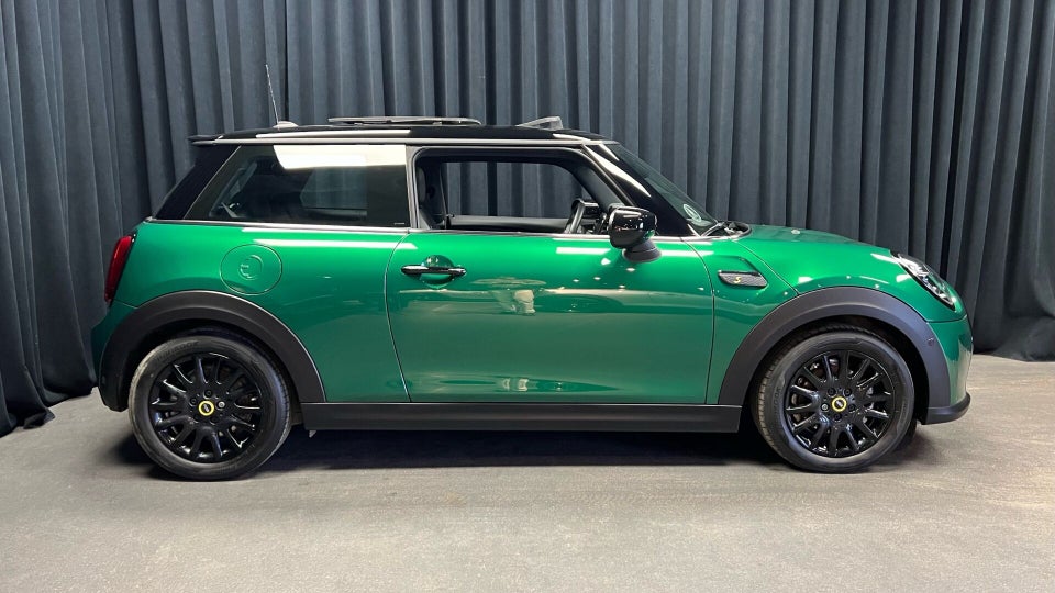 MINI Cooper SE Edition Premium Plus 3d