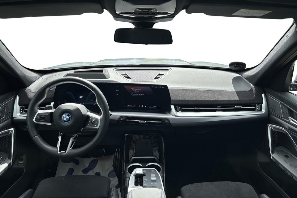 BMW iX1 eDrive20 Superchraged 5d