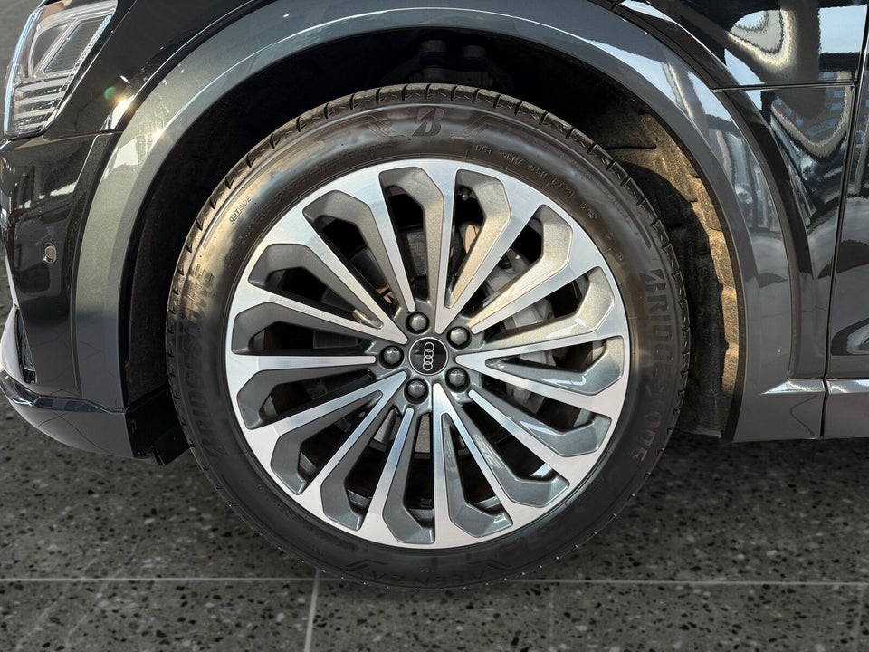 Audi e-tron 55 Advanced Sportback quattro 5d